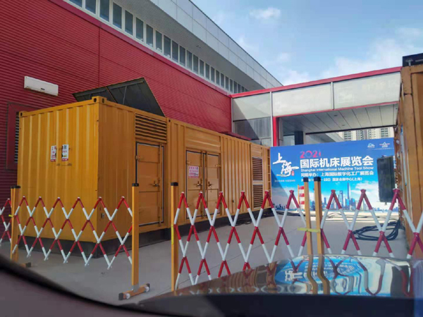 滨江发电车出租-发电机无电压或电压太低怎么办？